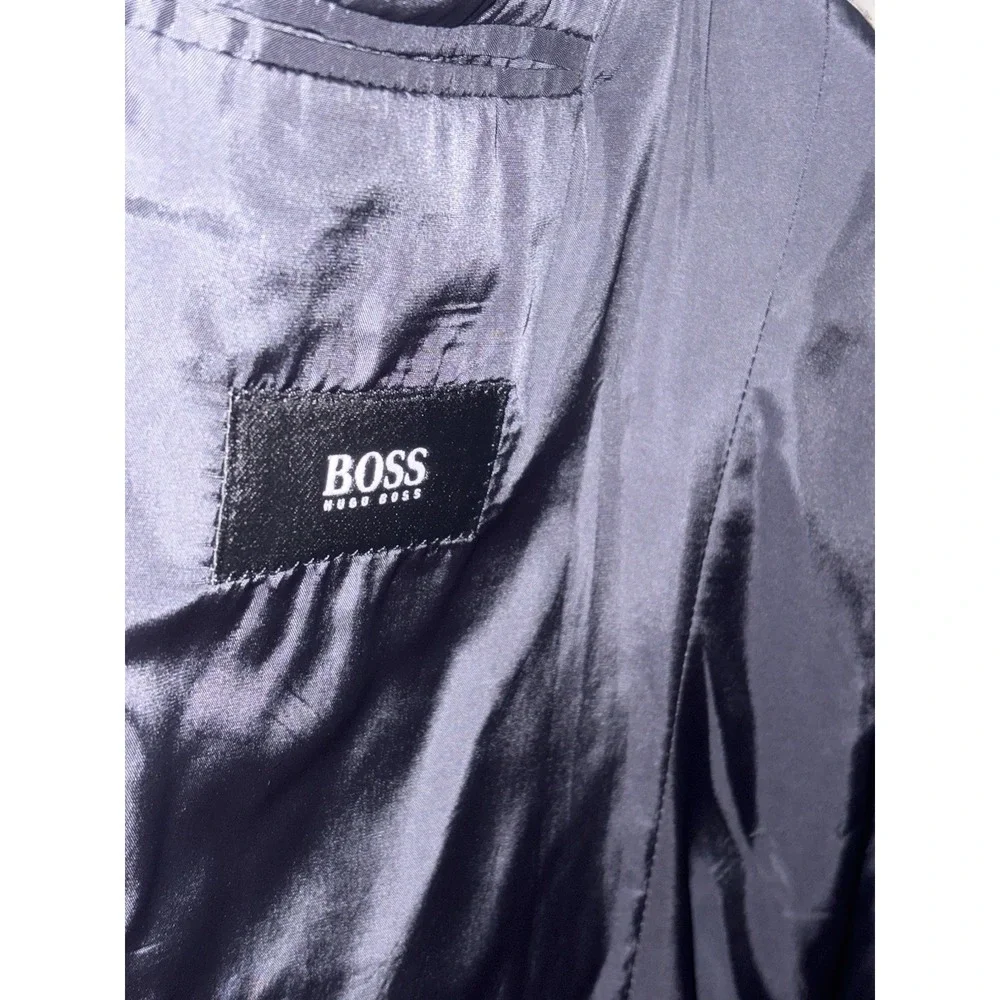 Hugo Boss Men Colombo Italy 42R Blazer Navy Pinstripe 3 Button 100% Virgin Wool